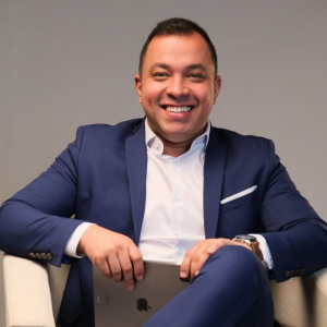 Michael Almeida